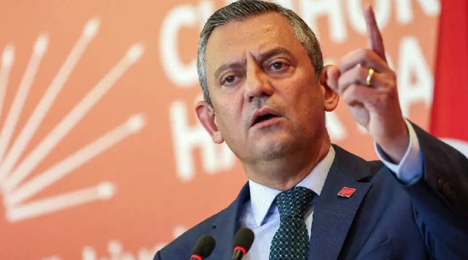 Özgür Özel'den Ekrem İmamoğlu ve Tutuklu Belediye Başkanları İçin Sert Mesajlar