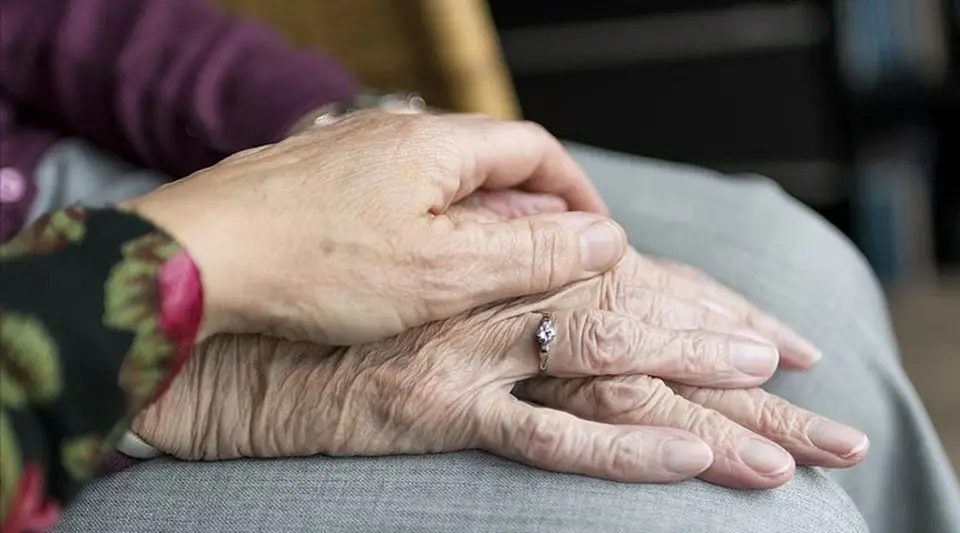 Unutkanlık Her Zaman Demans Belirtisi Değil: İşte Hayat Kurtaran Bilgiler