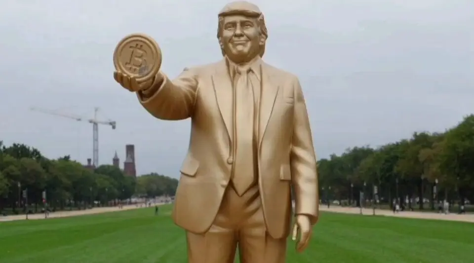 Trump'ın Bitcoin Heykeli Kongre Binası'nda Sergileniyor