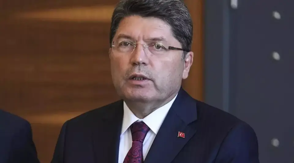 Adalet Bakanı Tunç'tan Suça Sürüklenen Çocuklar İçin Kritik Mesaj: Yasal Düzenleme Yolda