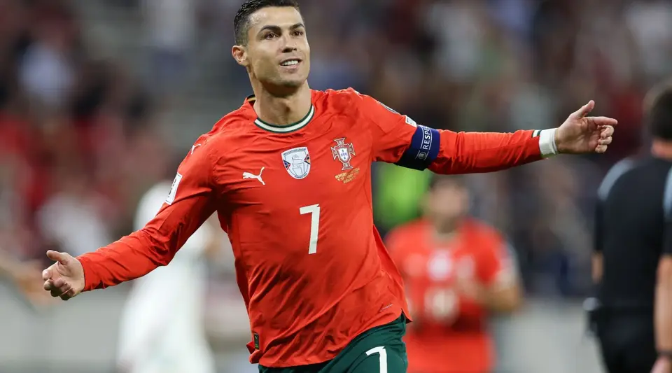 Cristiano Ronaldo Almería'nın Ortağı Oldu!