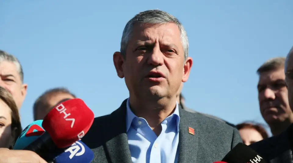 Özgür Özel'den Sert Çıkış: İran'ın Geleceğine Sadece Bölge Halkı Karar Verir