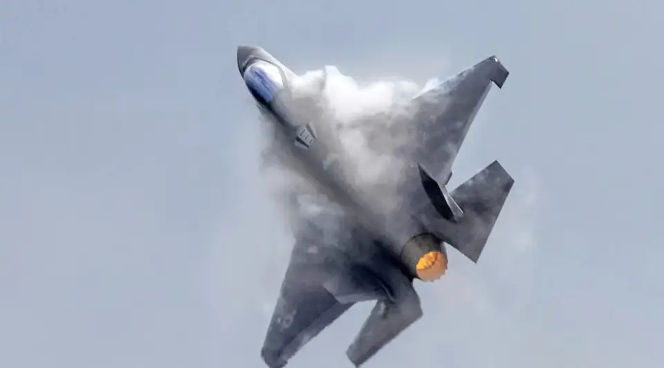 İsrail F-35'i İran Savaş Uçağını Düşürerek Tarihe Geçti!