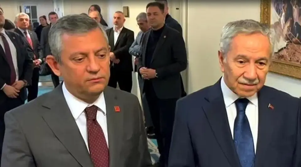CHP Lideri Özel, Bülent Arınç'ı Ziyaret Etti