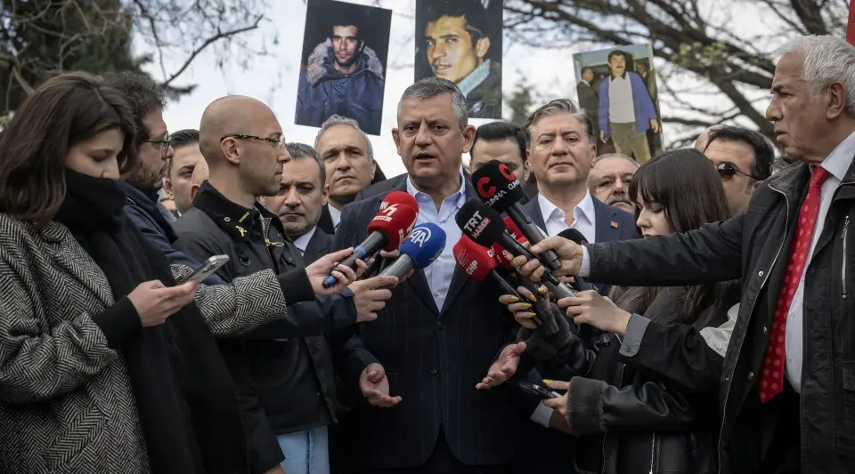 Özgür Özel'den Siyasetin Sıcak Başlıklarına Net Mesajlar