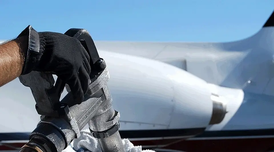 Avrupa'da Jet Yakıtı Krizi Uçaklarda B Planını Devreye Soktu
