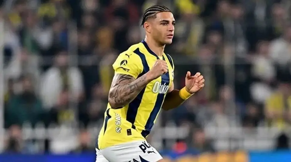 Fenerbahçe'de Diego Carlos'un Geleceği Belirsizliğini Koruyor