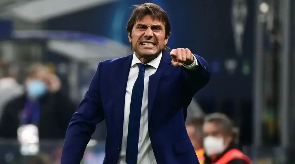 Fenerbahçe'de Hakan Safi'den Antonio Conte Hamlesi!
