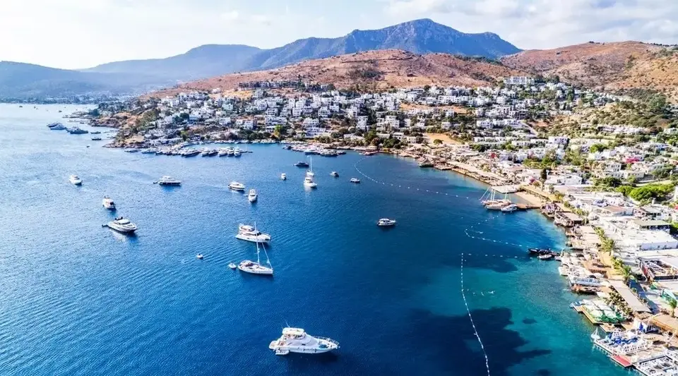 Bodrum Halk Plajları Yaz Sezonunda 'Bütçe Dostu' Haliyle Yoğun İlgi Görüyor