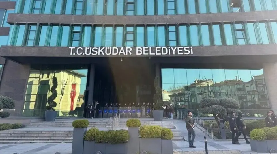 Üsküdar Belediyesi'nde Ruhsat Soruşturması: Başkan Sinem Dedetaş Gözaltına Alındı