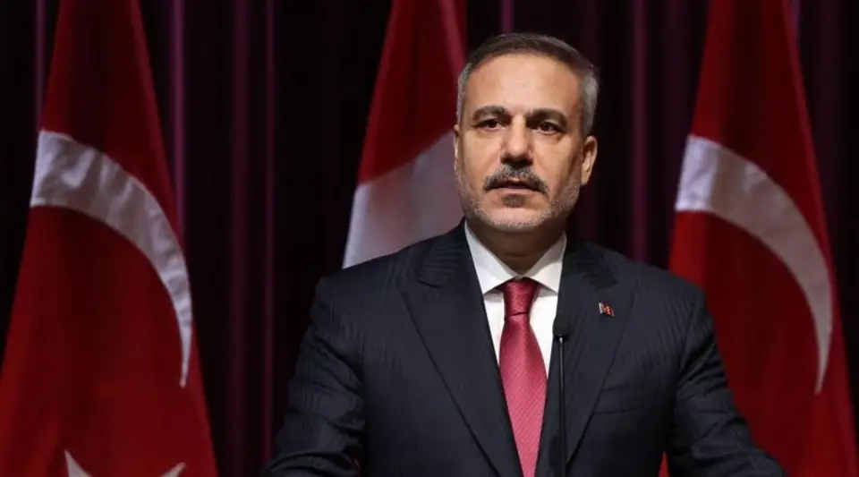 Dışişleri Bakanı Hakan Fidan'dan İngiliz Mevkidaşı Miliband'a Tebrik Telefonu