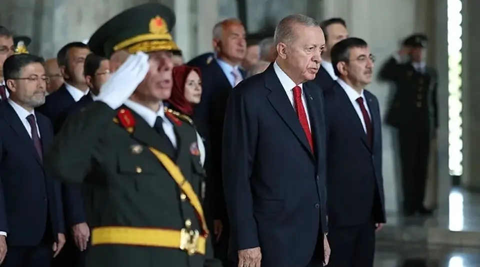 Erdoğan'dan YAŞ Öncesi Anıtkabir Ziyareti