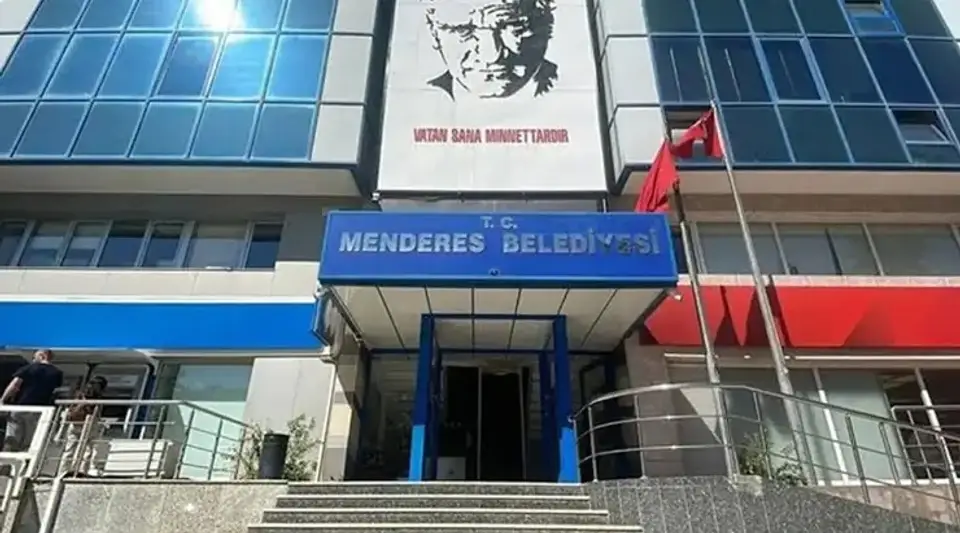 Menderes Belediye Başkan Yardımcısı Rüzgar Sönmez Yakalandı