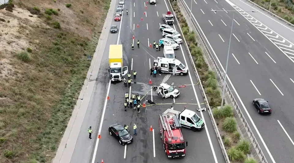 Kuzey Marmara Otoyolu'nda Feci Kaza: 3 Kişi Hayatını Kaybetti
