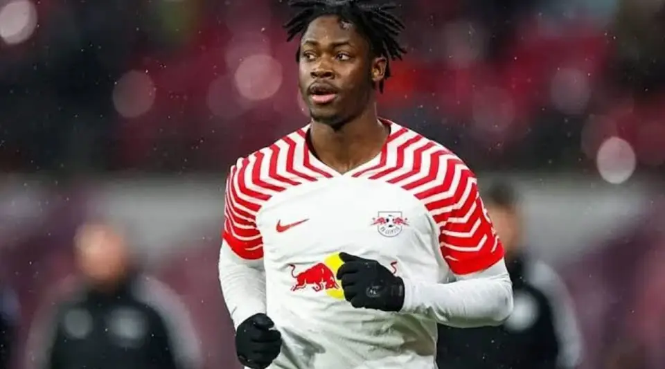 Galatasaray El Chadaille Bitshiabu Transferini Tamamlıyor
