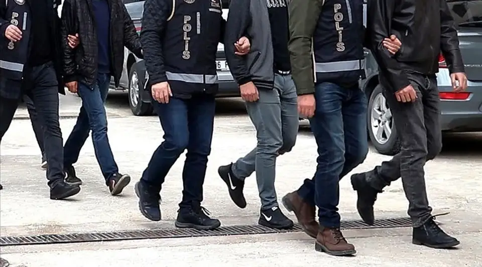 İstanbul'da DAEŞ'e para aktaran 9 şüpheli yakalandı