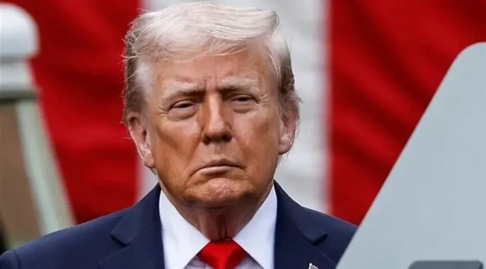 Trump: Petrol fiyatları sert bir şekilde düşecek dedi