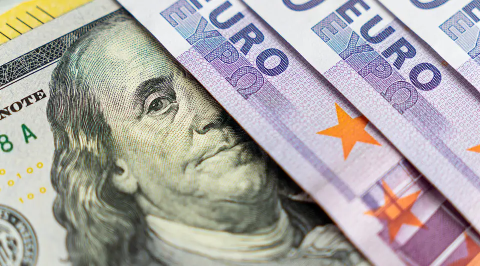 Serbest Piyasada Dolar ve Euro Yükselişte