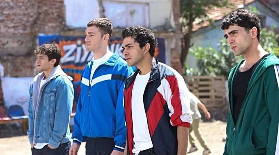 Pazartesi Liderliği Altı Üstü İstanbul'a Geçti! Uzak Şehir Ağır Yara Aldı