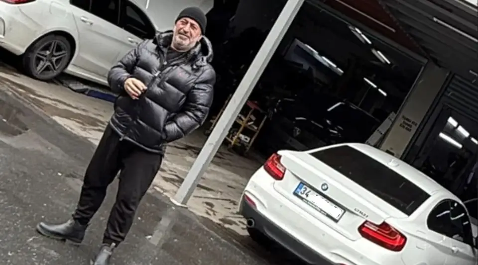 Cem Yılmaz Oto Sanayide: "Stressiz Bir İşe Girdim"