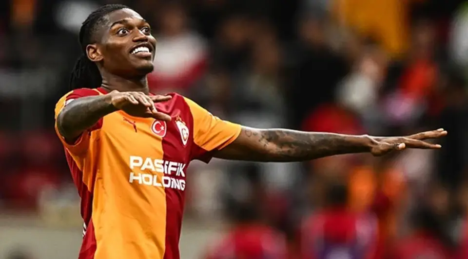 Dört büyükler 14 futbolcu için 222 milyon euro ödedi