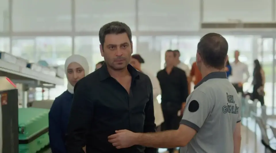 Uzak Şehir Dizisine 'Aşiret Reisi Mirza' Rolüyle Taner Turan Geliyor