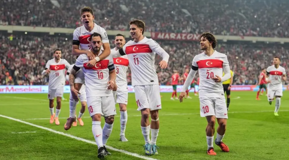 A Milli Takım Kadrosundan 6 Futbolcu Çıkarıldı