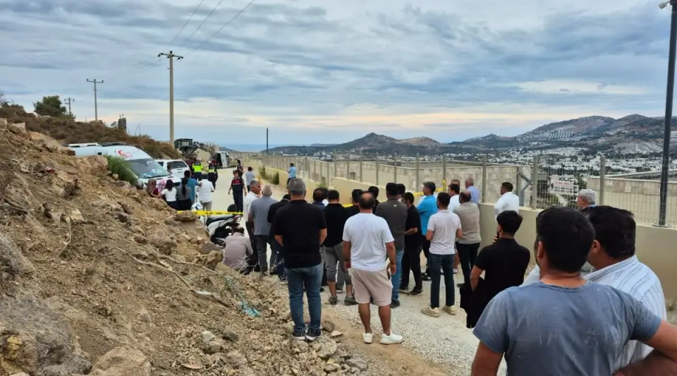 Bodrum'da 15 Yaşındaki Çocuk Minibüs Kazasında Hayatını Kaybetti! Kahreden Detay