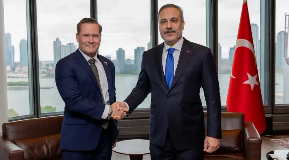 Bakan Fidan, New York'ta ABD'nin BM Temsilcisi Waltz ile Görüştü