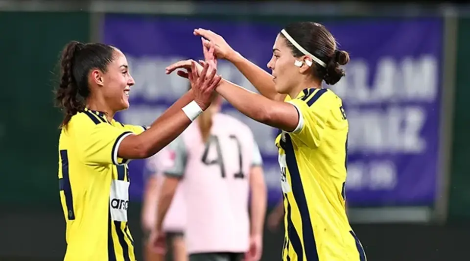 Fenerbahçe arsaVev, UEFA Kadınlar Kupası'nda son 16 turuna yükseldi