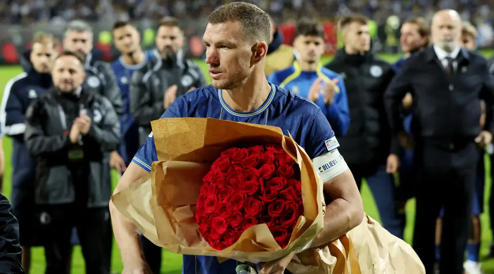 Fransa İtalya'ya yenilmedi, Dzeko gözyaşlarıyla veda etti
