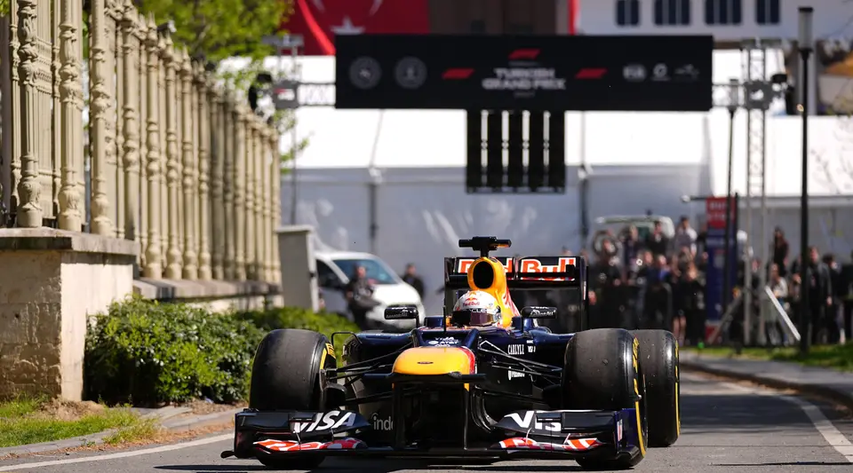 Formula 2 ve Formula 3 Serileri, 2027'de İstanbul'da Düzenlenecek