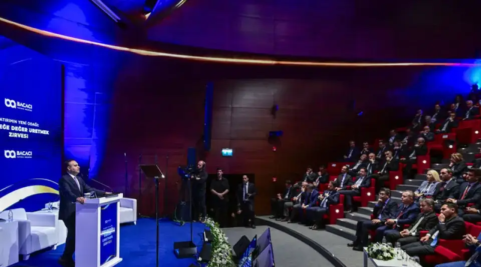 Bakan Kacır: "Küresel Ekonominin Ağırlık Merkezi Doğuya Kayıyor"
