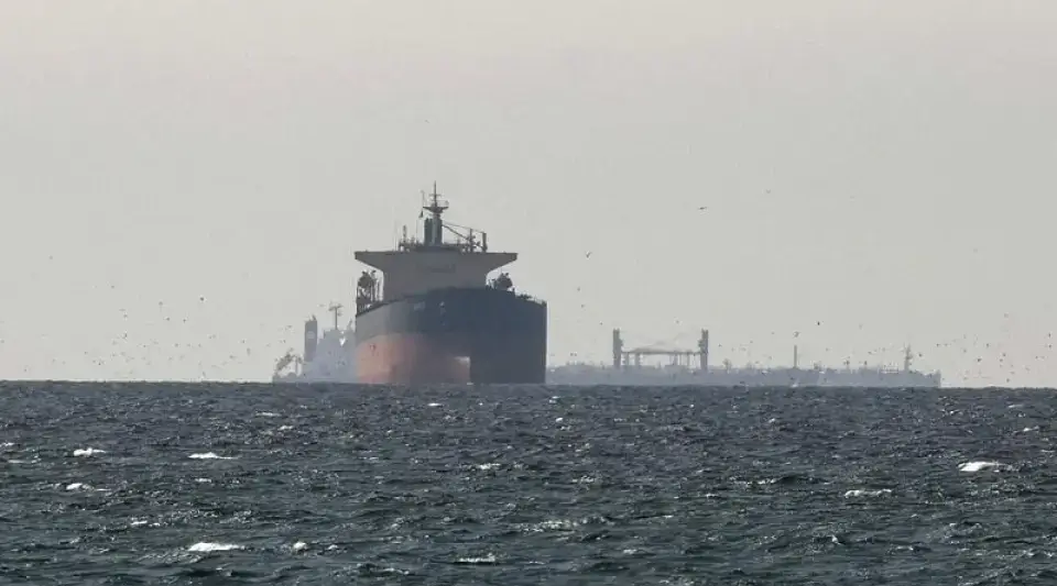 İran Hürmüz Boğazı'ndaki Tankerlere Yönelik Saldırılarını Yoğunlaştırdı