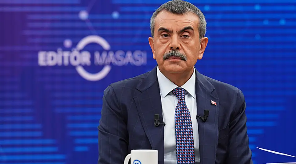 Bakan Tekin: "Okullarda Şubat İtibarıyla Yeni Çözüm Gelecek"