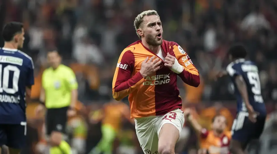 Galatasaray Kasımpaşa'yı 3-1 yenerek lider oldu