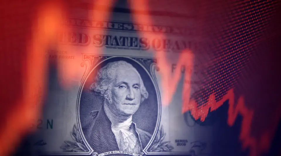 Dolar son bir buçuk yılın en yüksek seviyesine çıktı