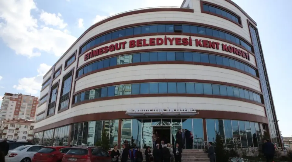 Etimesgut Belediyesi'ne Operasyon: 25 Gözaltı