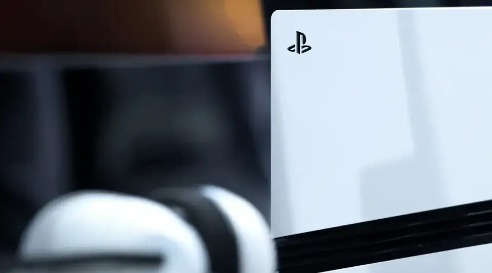 PS5 Artık Nintendo Oyunlarını ve Windows 7’yi Çalıştırabiliyor