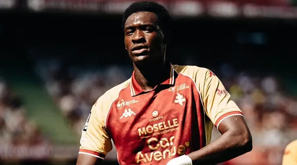 2.03 metrelik golcü Pape Moussa Fall Galatasaray'ın listesinde