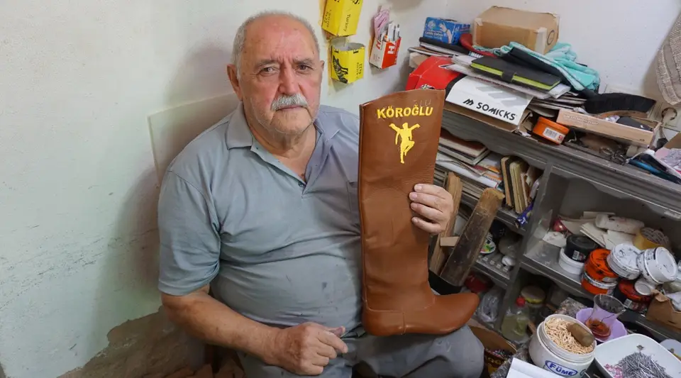 65 yıllık körüklü efe çizmesi ustası çırak bulamıyor