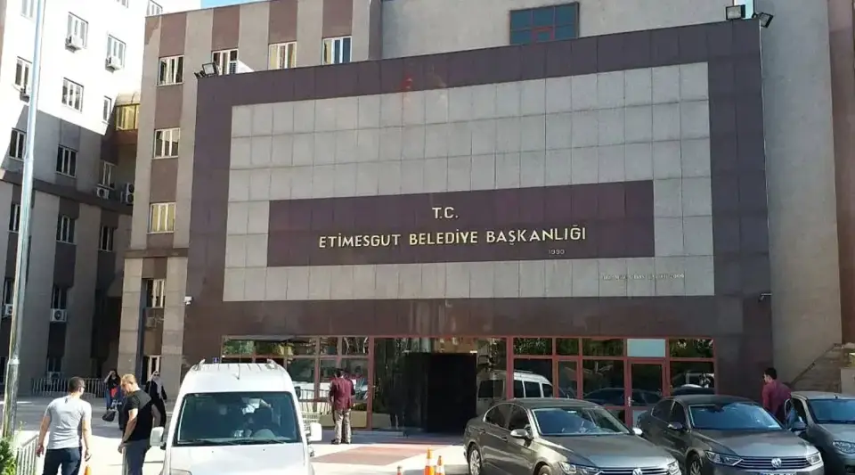 Etimesgut Belediyesine Yönelik İhaleye Fesat Soruşturmasında 7 Tutuklama