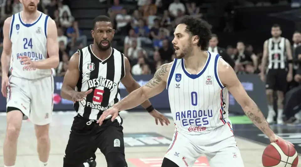 EuroLeague’de Türk Derbisi: Beşiktaş ile Anadolu Efes Karşı Karşıya Geliyor