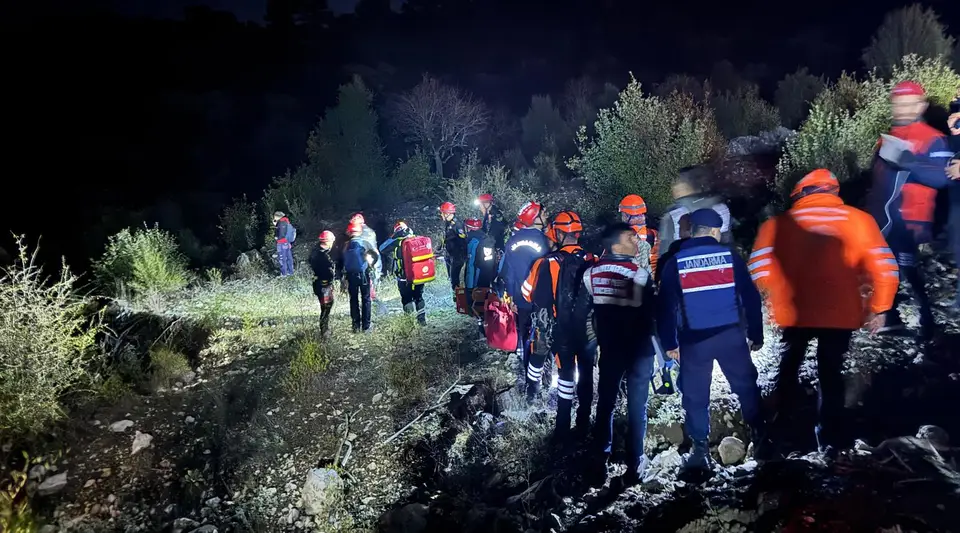 Isparta Yazılı Kanyon'da İHH ekibi kayboldu: 1 ölü, 13 kayıp