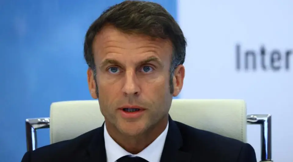 Macron’dan Fransa'daki Şiddet Olaylarına Sert Tepki: "Cumhuriyeti Devirmeye Çalışanlar Bedelini Ödeyecek"