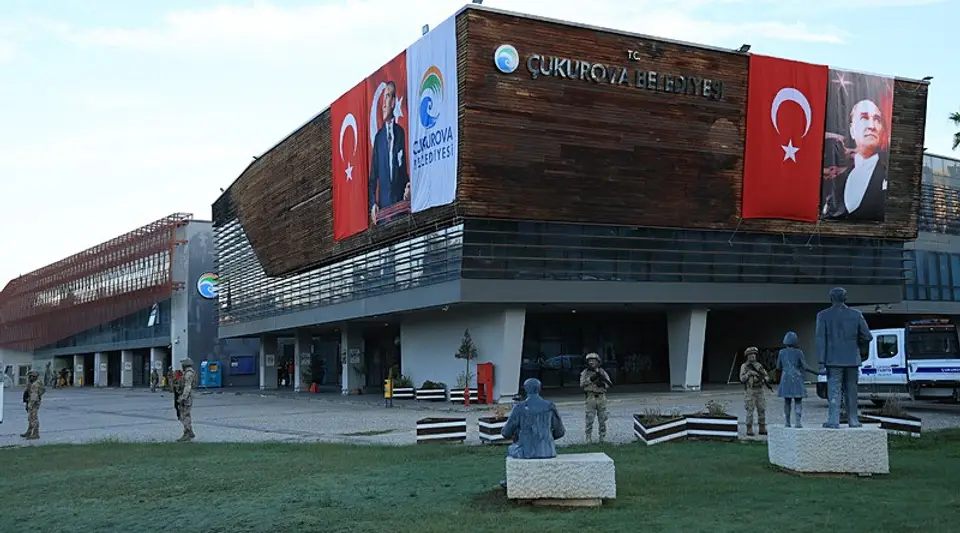Çukurova Belediyesi'ne Operasyon: Çok Sayıda Gözaltı Kararı