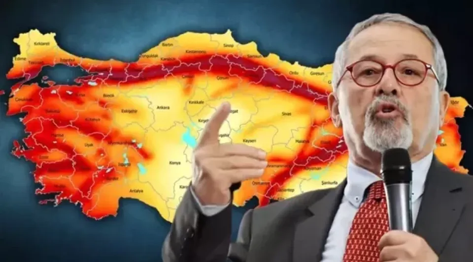 Naci Görür'den 5.9'luk Deprem Sonrası Açıklama: "Bu Deprem Müstakil, Endişeye Gerek Yok"