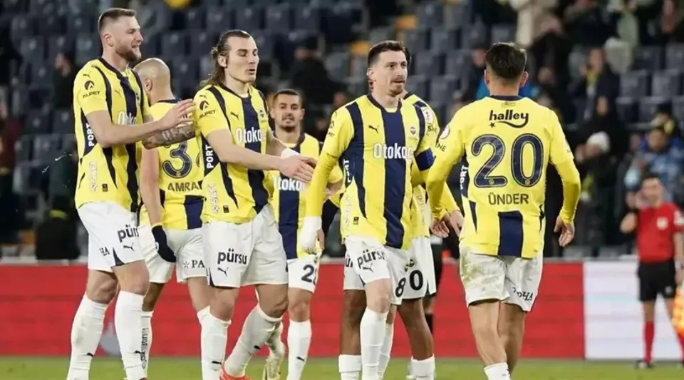 Fenerbahçe Stopersiz Kalabilir: Skriniar ve Çağlar'a Büyük Görev Düşecek!