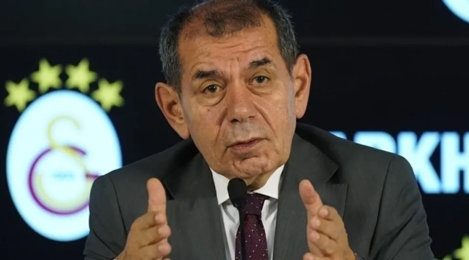 Özbek: "Irkçı Söylemlerde Bulunan Hocalarına Alkış Tutuyorlar"