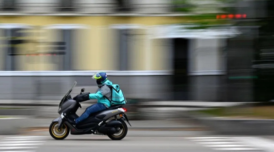 1 Mayıs'ta Kargolar Çalışıyor mu? PTT Kargo, Yurtiçi Kargo, MNG ve Aras 1 Mayıs'ta Açık mı?